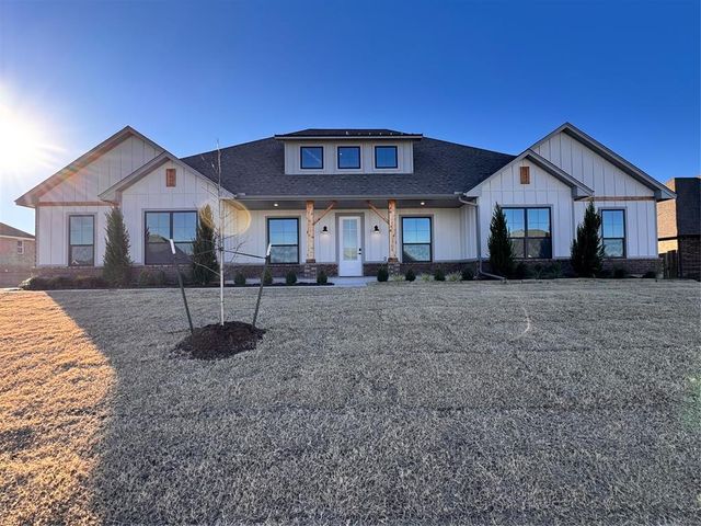 10140 NW 100th Street, Yukon, OK 73099