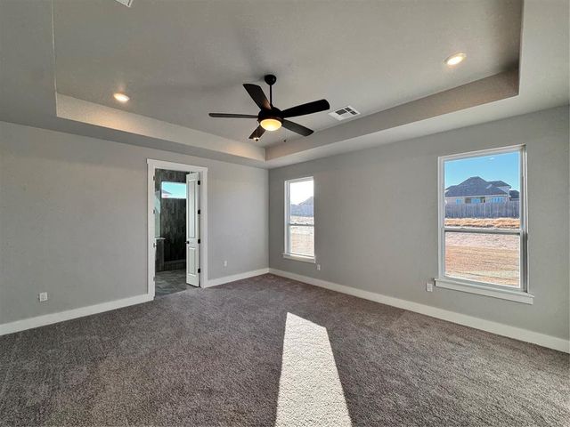 10140 NW 100th Street, Yukon, OK 73099