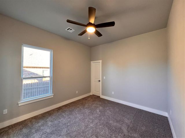 10140 NW 100th Street, Yukon, OK 73099