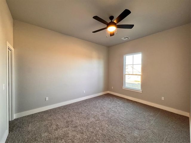 10140 NW 100th Street, Yukon, OK 73099