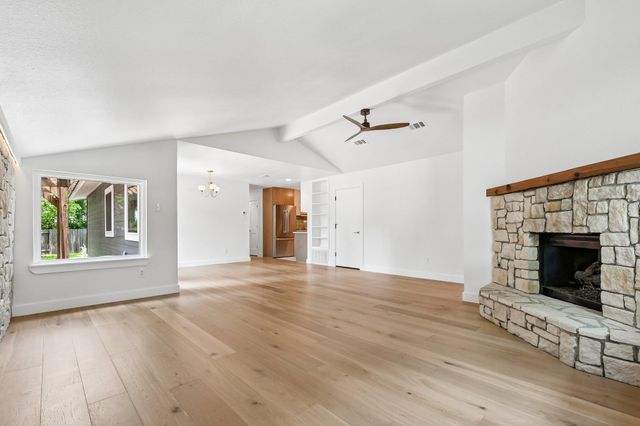 3216 Plantation RD, Austin, TX 78745