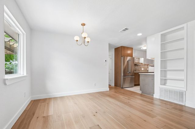 3216 Plantation RD, Austin, TX 78745