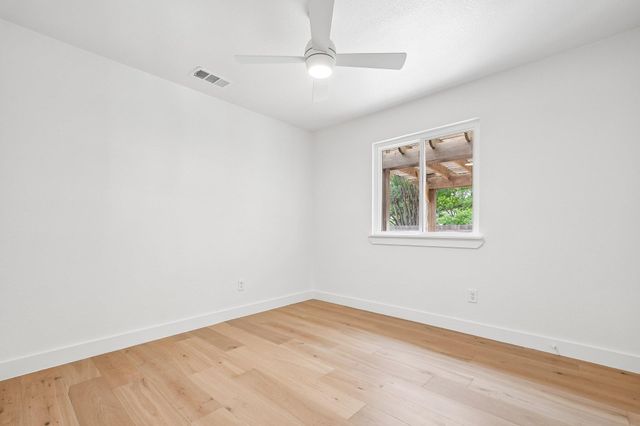 3216 Plantation RD, Austin, TX 78745