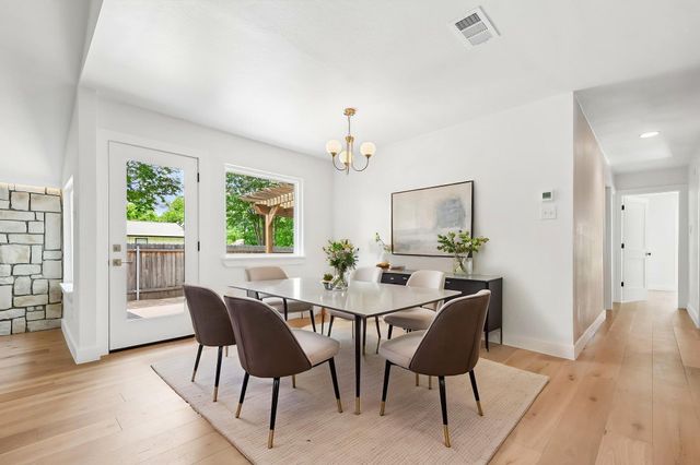 3216 Plantation RD, Austin, TX 78745