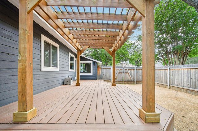 3216 Plantation RD, Austin, TX 78745