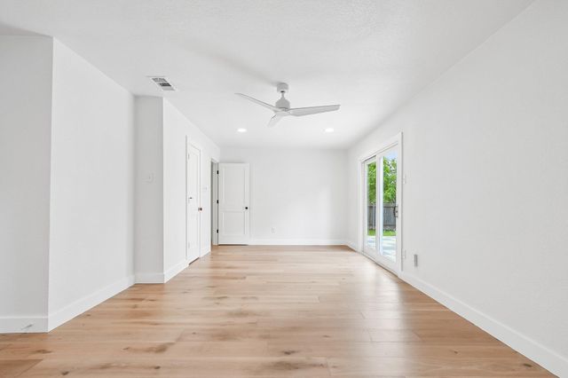 3216 Plantation RD, Austin, TX 78745