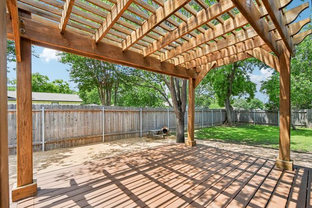 3216 Plantation RD, Austin, TX 78745