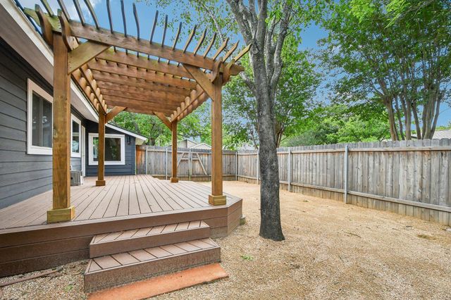 3216 Plantation RD, Austin, TX 78745