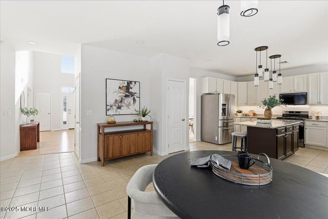 10 Sunshine Way, Jackson, NJ 08527