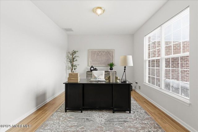 10 Sunshine Way, Jackson, NJ 08527