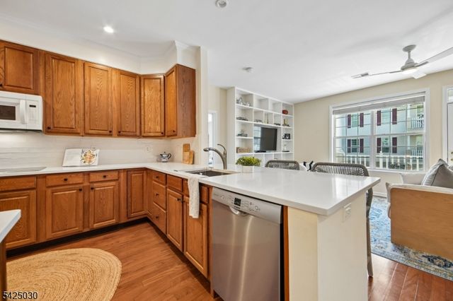 4 Quarry Dr B2, Woodland Park, NJ 07424