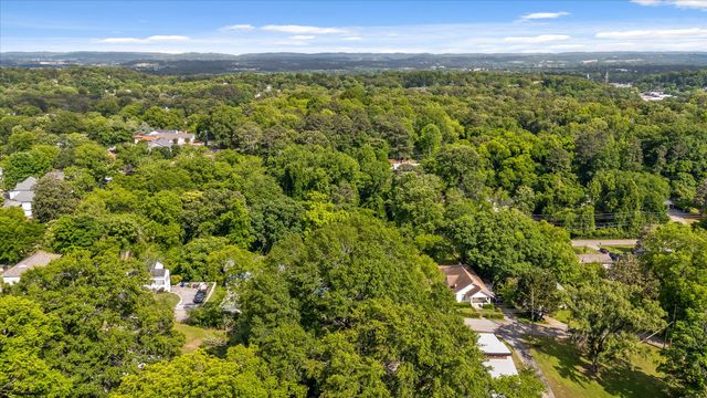 405 N Seminole Drive, Chattanooga, TN 37411