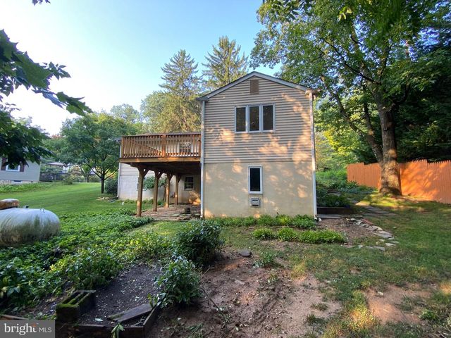 5 LANTERN LN, Malvern, PA 19355