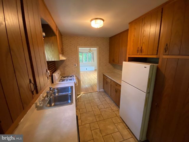 5 LANTERN LN, Malvern, PA 19355