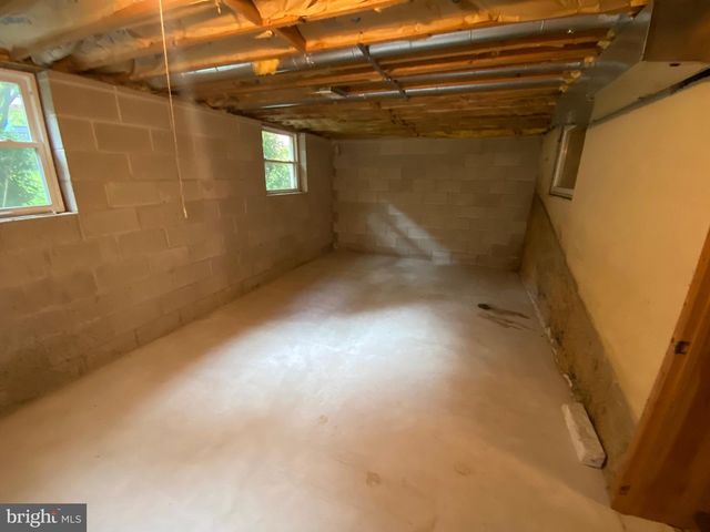 5 LANTERN LN, Malvern, PA 19355