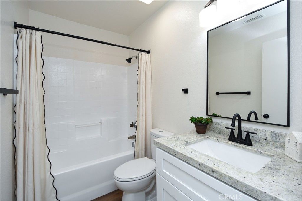 Image 21 of property listing at 26063 Ridgemoor, Menifee, CA 92586