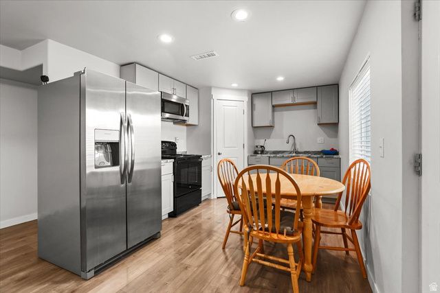 3297 S NEWHOUSE DR, Magna, UT 84044