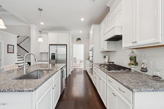 709 Hydrangea Field Court, Wake Forest, NC 27587