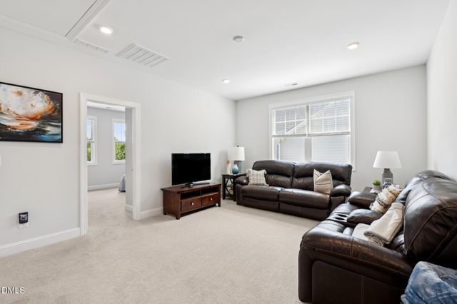 709 Hydrangea Field Court, Wake Forest, NC 27587