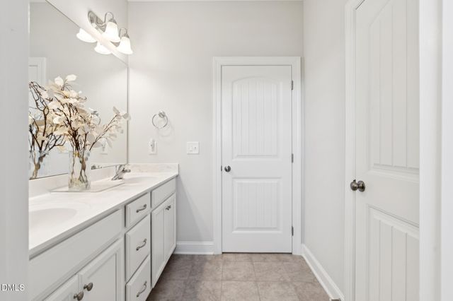 709 Hydrangea Field Court, Wake Forest, NC 27587