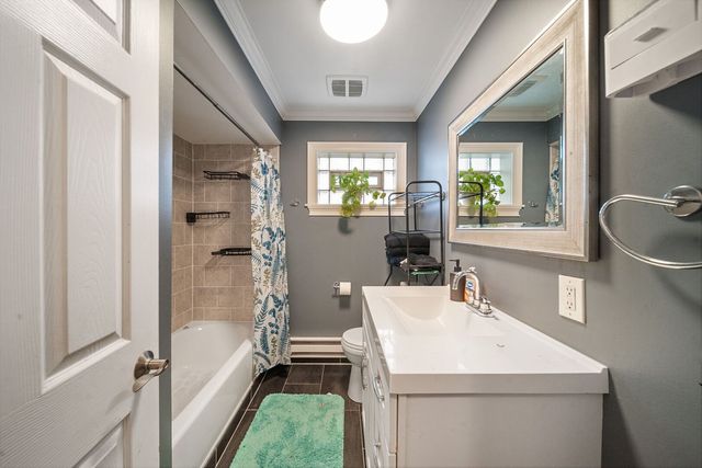 6630 W 95th Street 3D, Oak Lawn, IL 60453