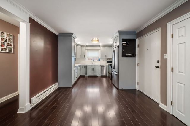 6630 W 95th Street 3D, Oak Lawn, IL 60453