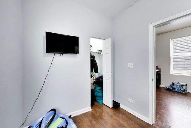 7524 S Ellis Avenue, Chicago, IL 60619