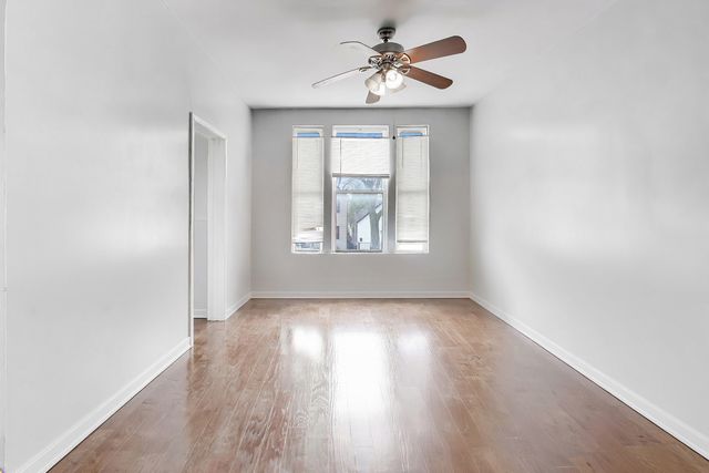 7524 S Ellis Avenue, Chicago, IL 60619