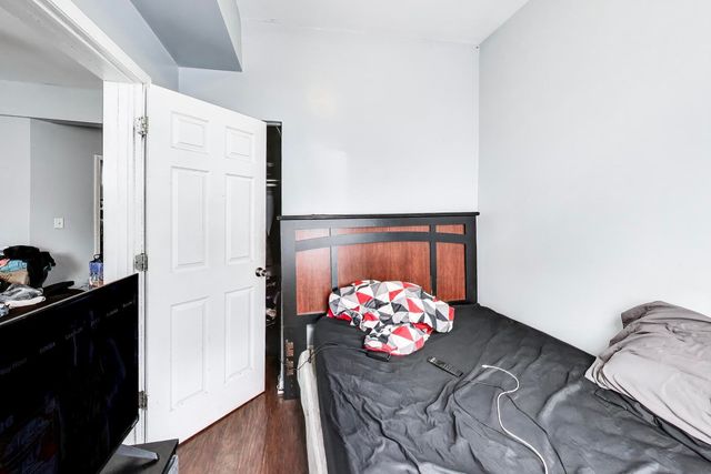 7524 S Ellis Avenue, Chicago, IL 60619