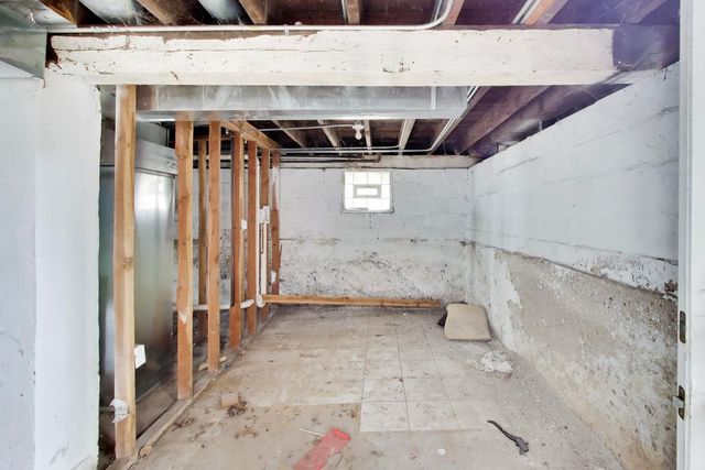 7524 S Ellis Avenue, Chicago, IL 60619