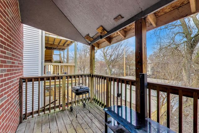 7524 S Ellis Avenue, Chicago, IL 60619