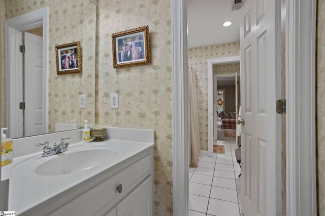 15 Crabapple Court, Greenville, SC 29605