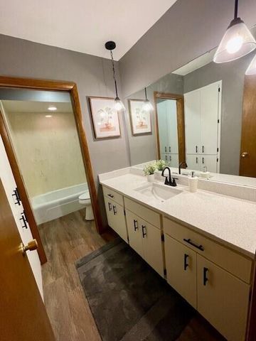 162 Laurel DRIVE S, West Bend, WI 53095