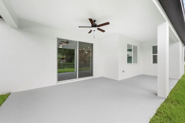 4562 SW Daemon Street, Port St. Lucie, FL 34953
