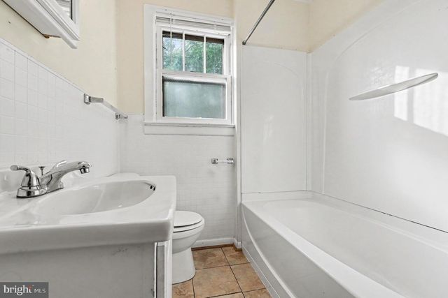 117 HILLCREST DR, Fredericksburg, VA 22401