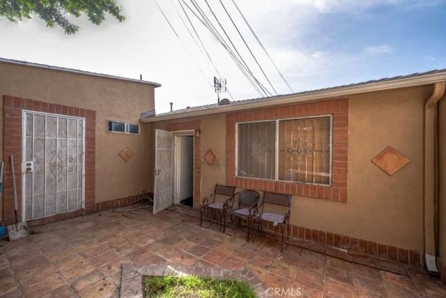 6228 S Fairfax Avenue, Ladera Heights, CA 90056