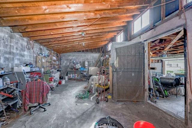 6228 S Fairfax Avenue, Ladera Heights, CA 90056