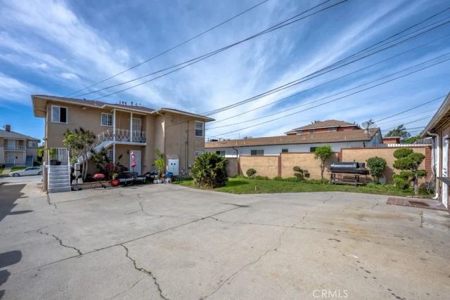 6228 S Fairfax Avenue, Ladera Heights, CA 90056