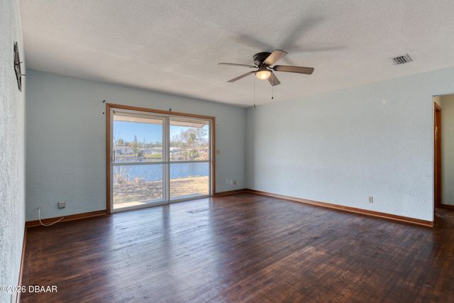 884 E Coquina Drive, Daytona Beach, FL 32117