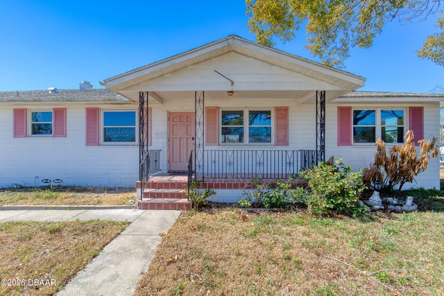 884 E Coquina Drive, Daytona Beach, FL 32117