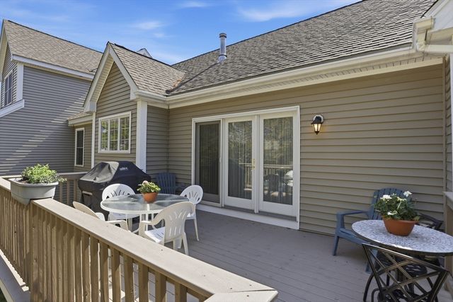13 Stone Ridge Rd 13, Westford, MA 01886