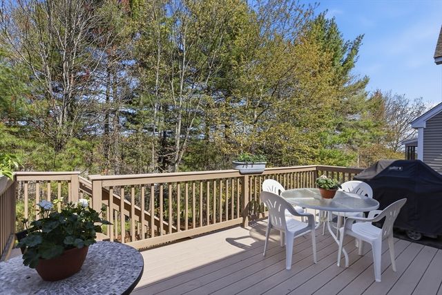 13 Stone Ridge Rd 13, Westford, MA 01886