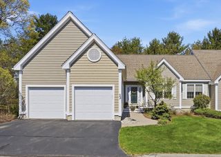 13 Stone Ridge Rd 13, Westford, MA 01886