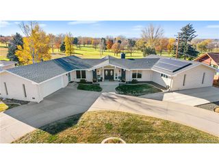 2121 Clubhouse Dr, Greeley, CO 80634