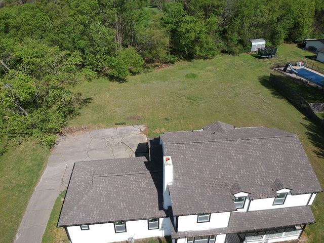 1710 Hickory Trace Dr, Gallatin, TN 37066