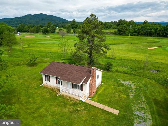 49 WATER ST, Sperryville, VA 22740
