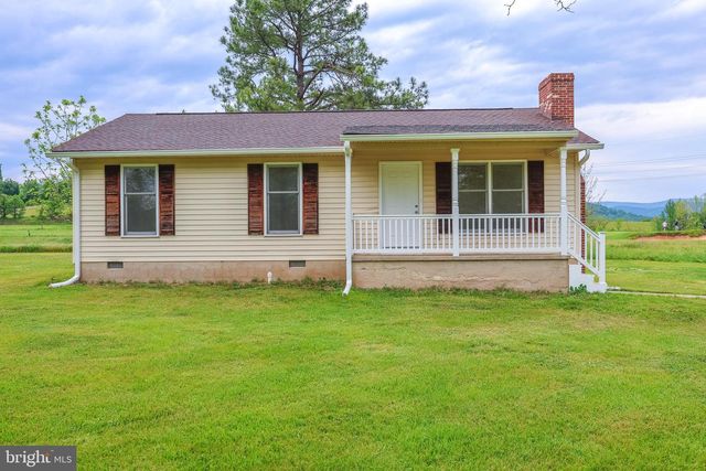 49 WATER ST, Sperryville, VA 22740