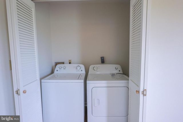 49 WATER ST, Sperryville, VA 22740
