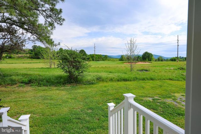 49 WATER ST, Sperryville, VA 22740