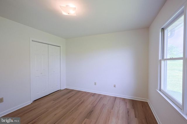 49 WATER ST, Sperryville, VA 22740